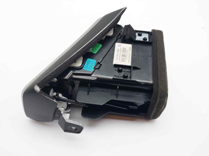 Recambio de rejilla aireadora para nissan qashqai (j11) black edition referencia OEM IAM 687604EA0A 687604EH0A 