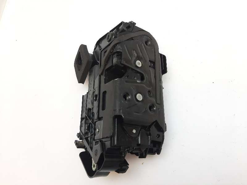 Recambio de cerradura puerta trasera derecha para skoda karoq (nu) sportline 4x4 referencia OEM IAM A6L5TA839016L  