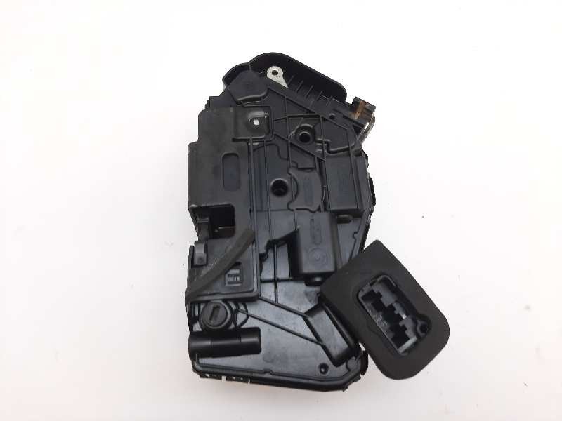 Recambio de cerradura puerta trasera derecha para skoda karoq (nu) sportline 4x4 referencia OEM IAM A6L5TA839016L  