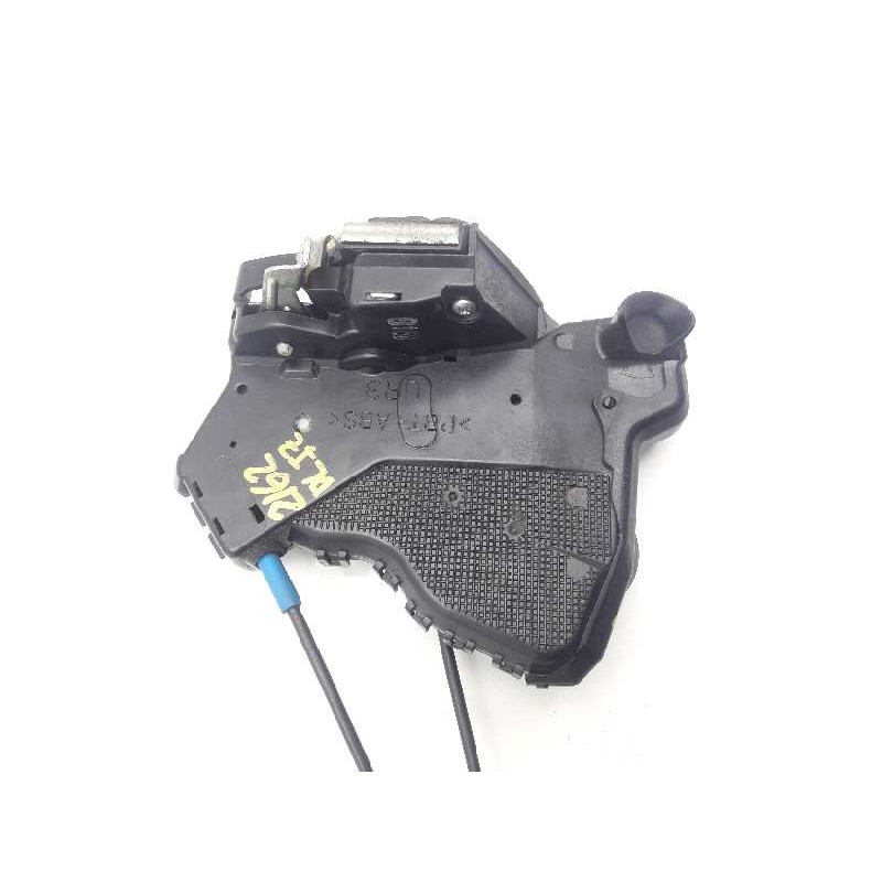 Recambio de cerradura puerta delantera derecha para toyota avensis wagon (t25) 2.2 d-4d sol referencia OEM IAM A046693  