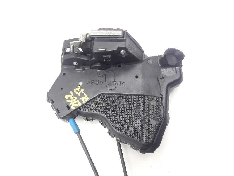 Recambio de cerradura puerta delantera derecha para toyota avensis wagon (t25) 2.2 d-4d sol referencia OEM IAM A046693  