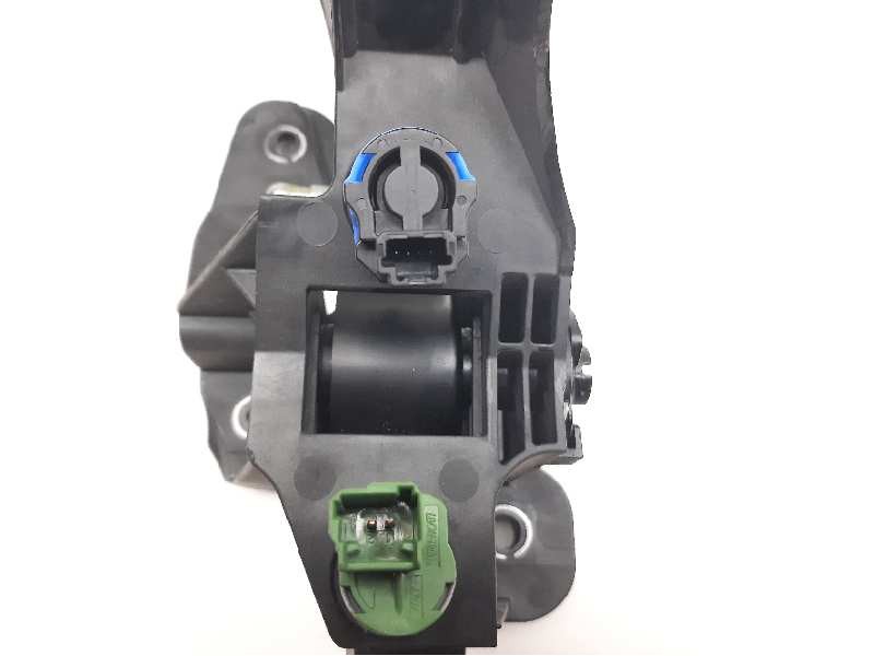 Recambio de pedal embrague para renault twingo iii gt referencia OEM IAM 8201217871D 465030341R 
