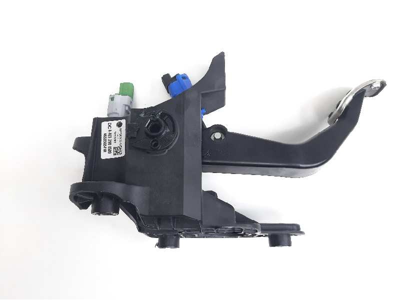 Recambio de pedal embrague para renault twingo iii gt referencia OEM IAM 8201217871D 465030341R 