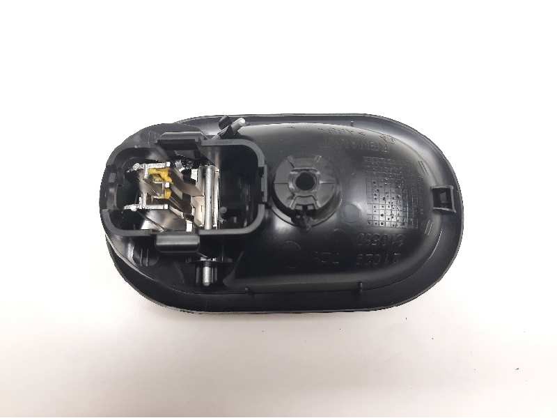 Recambio de maneta interior delantera derecha para renault twingo iii gt referencia OEM IAM 21029310580  