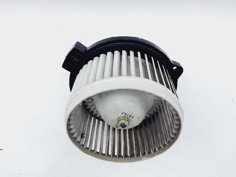 Recambio de motor calefaccion para chevrolet captiva 2.2 vcdi lt 2wd referencia OEM IAM 615981  