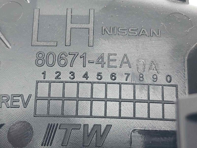 Recambio de maneta interior delantera izquierda para nissan qashqai (j11) black edition referencia OEM IAM 806714EA0A  