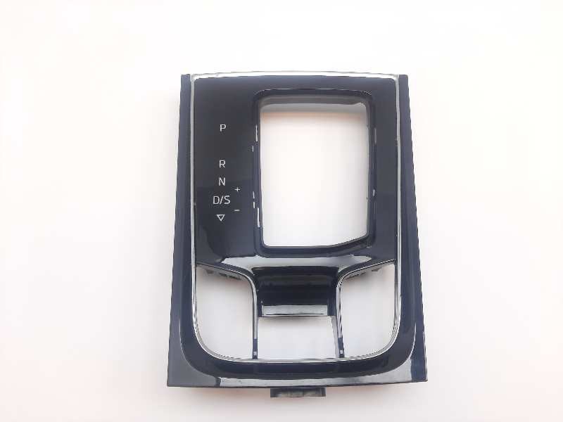 Recambio de guarnecidos palanca cambio para skoda karoq (nu) sportline 4x4 referencia OEM IAM 566713203A 566713203ADPJ 