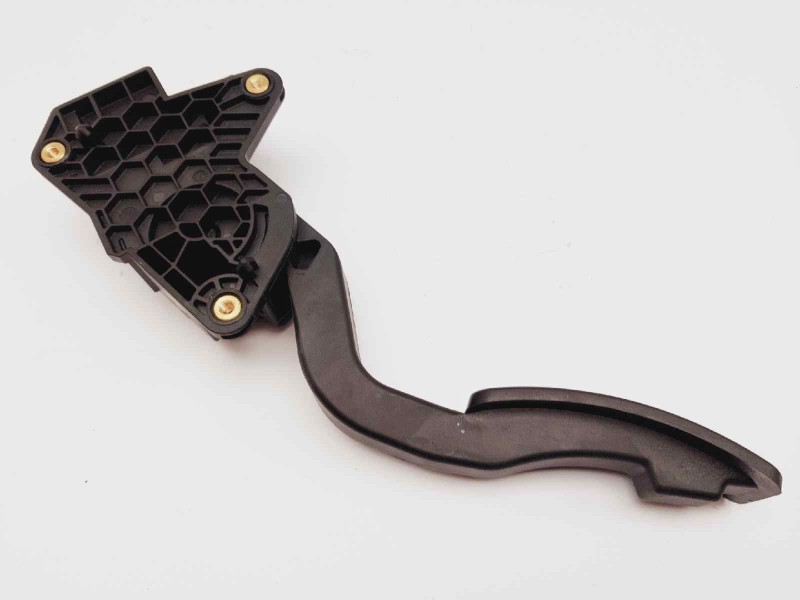 Recambio de potenciometro pedal para renault laguna coupe monaco gp referencia OEM IAM 180050001R  