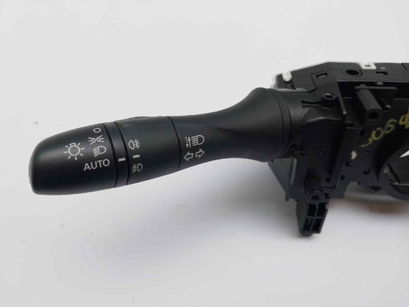 Recambio de mando multifuncion para nissan qashqai (j11) black edition referencia OEM IAM 255604EA0E 16730SN2 255604EA0E