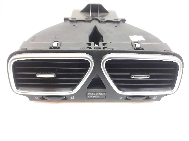 Recambio de rejilla aireadora para volkswagen scirocco (137) 1.4 tsi (118kw) referencia OEM IAM 1Q0819735C  