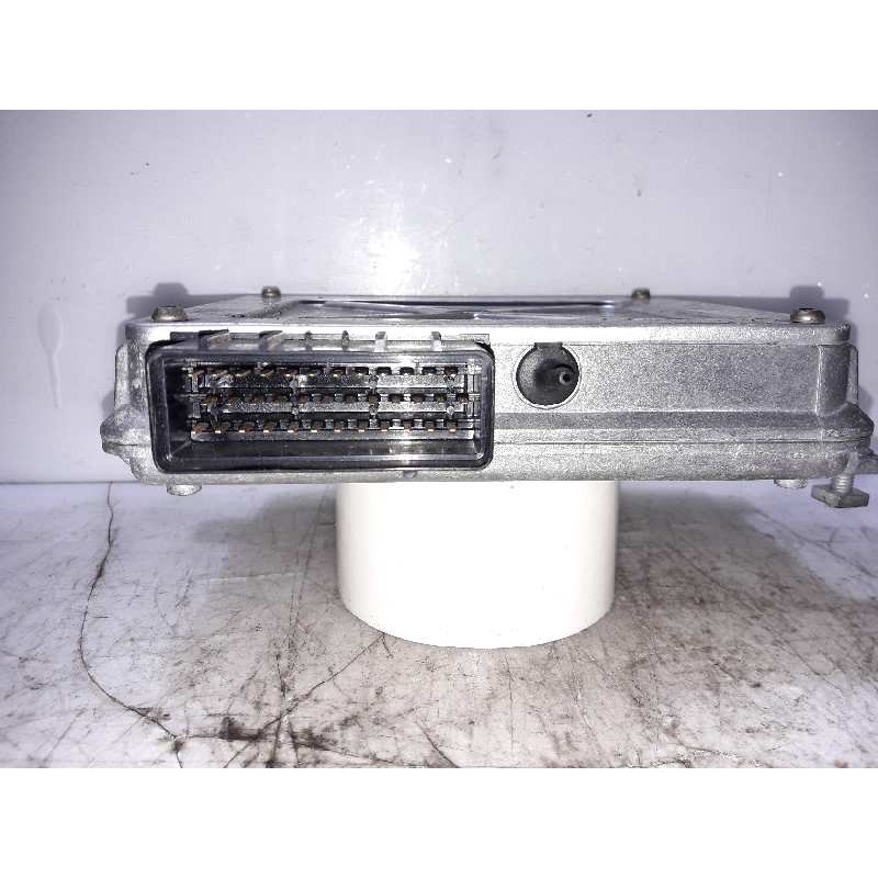 Recambio de centralita motor uce para mg rover serie 200 (rf) 1.4 16v cat referencia OEM IAM MKC104031  