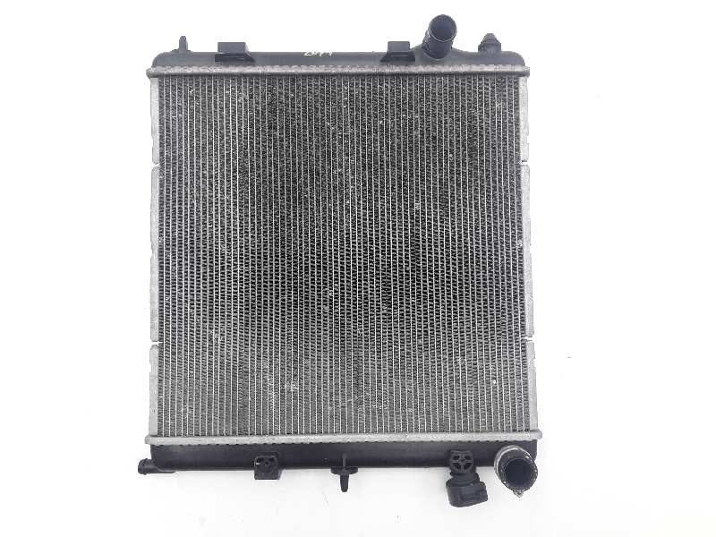 Recambio de radiador agua para peugeot 207 urban referencia OEM IAM 870960400 870860400 8709600000