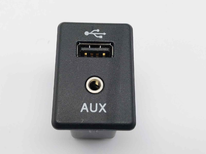 Recambio de no identificado para nissan qashqai (j11) black edition referencia OEM IAM 795405004  