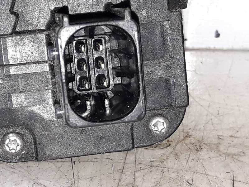 Recambio de cerradura puerta trasera izquierda para chevrolet captiva referencia OEM IAM  ELECTRICA 8 PINS