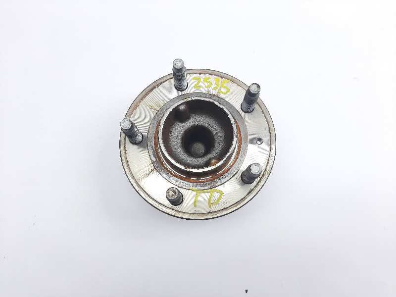 Recambio de buje para chevrolet cruze lt referencia OEM IAM 13502873  