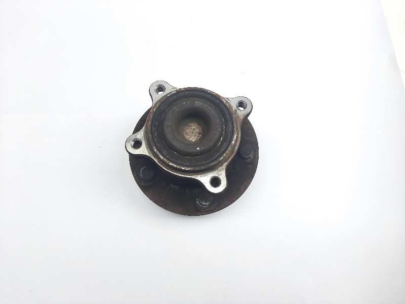 Recambio de buje para chevrolet cruze lt referencia OEM IAM 13502873  