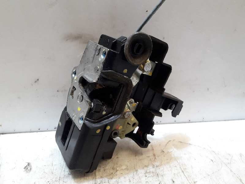 Recambio de cerradura puerta trasera derecha para chevrolet captiva referencia OEM IAM  ELECTRICA 8 PINS