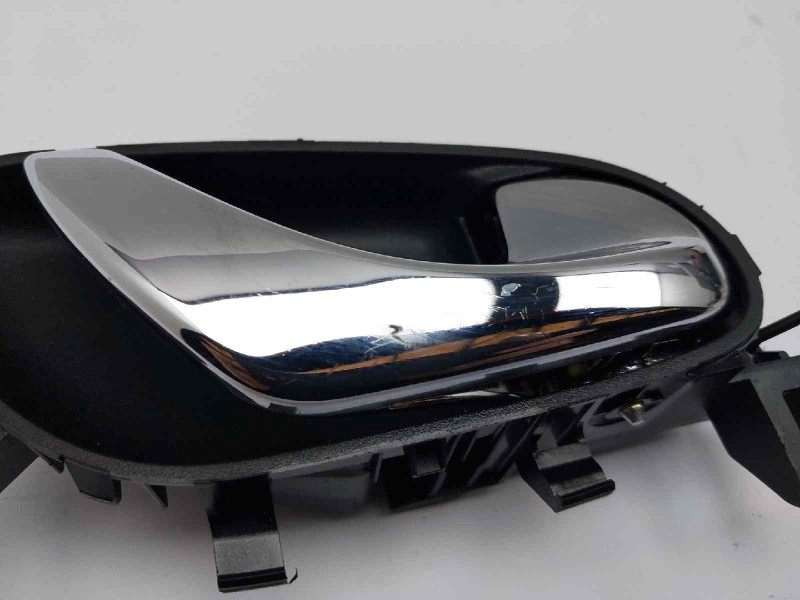 Recambio de maneta interior delantera derecha para nissan qashqai (j11) black edition referencia OEM IAM 806704EA0A  