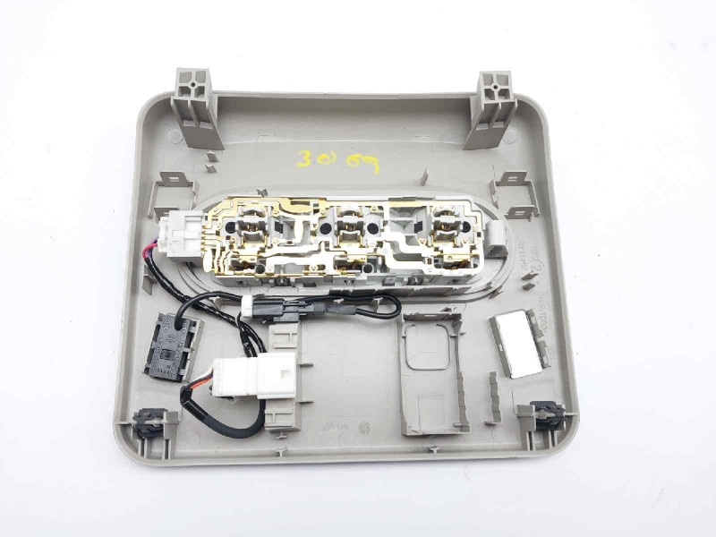 Recambio de luz interior para nissan qashqai (j11) black edition referencia OEM IAM 264304E 264304EH3A 