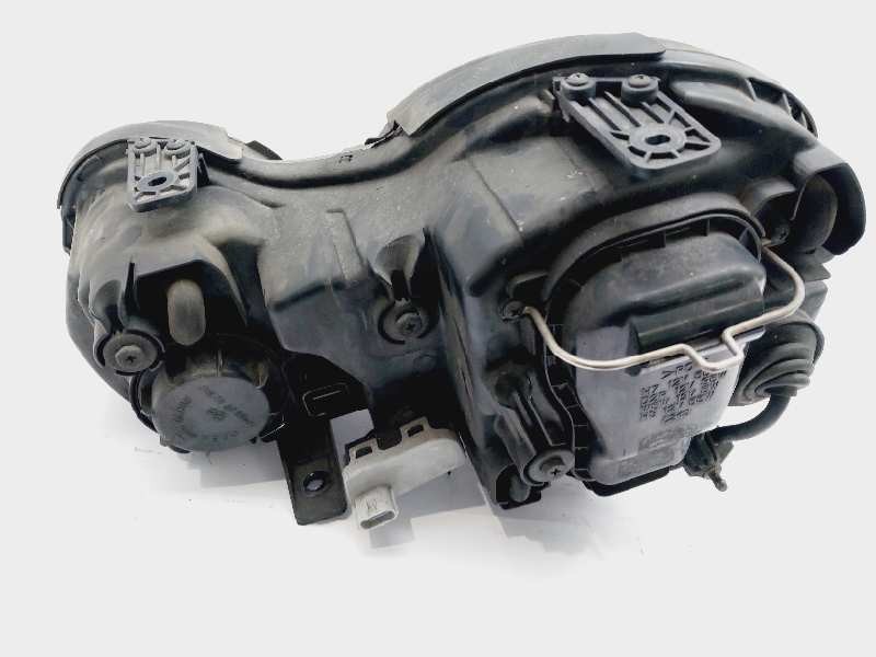 Recambio de faro derecho para kia opirus ex referencia OEM IAM 921023F000 5DV00776037 