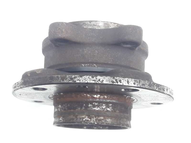 Recambio de buje para renault scenic iv limited referencia OEM IAM 402024EA1A  