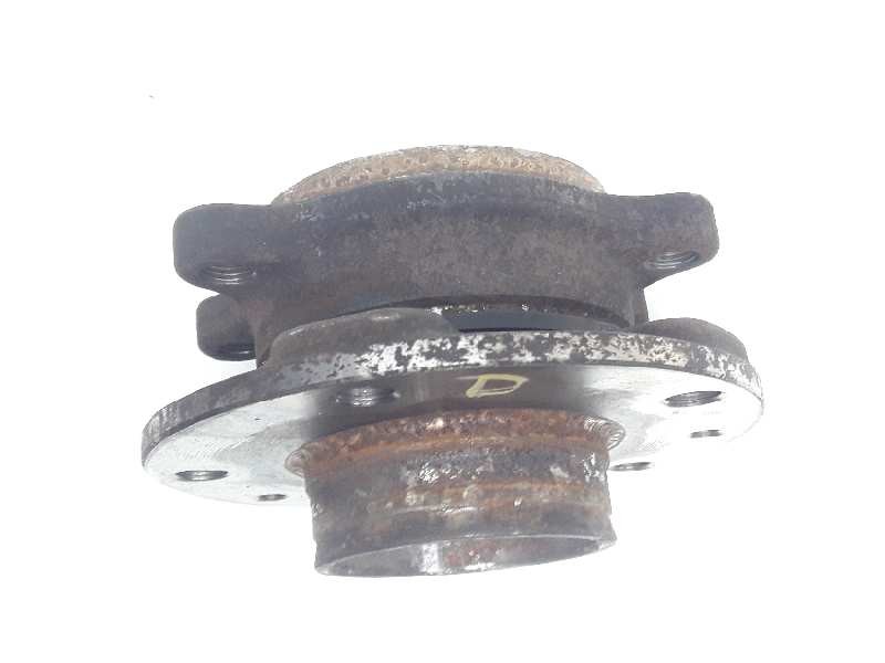 Recambio de buje para renault scenic iv limited referencia OEM IAM 402024EA1A  