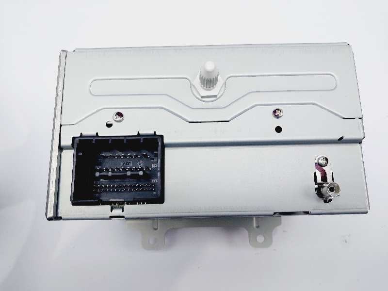 Recambio de sistema audio / cd para opel insignia berlina cosmo referencia OEM IAM 13332702  