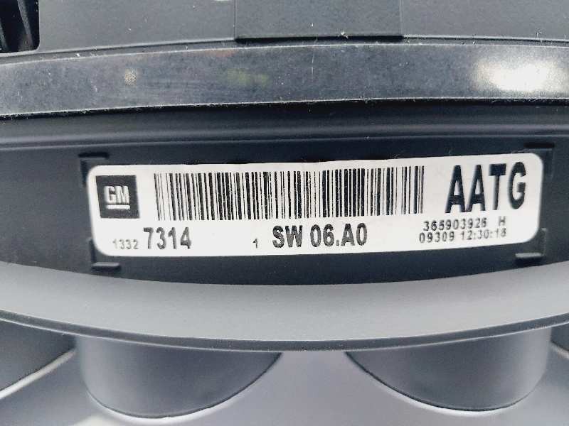 Recambio de cuadro instrumentos para opel insignia berlina cosmo referencia OEM IAM 13327314  