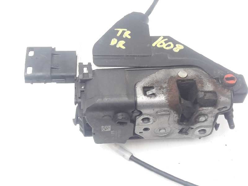 Recambio de cerradura puerta trasera derecha para citroen c3 sx referencia OEM IAM 732315  