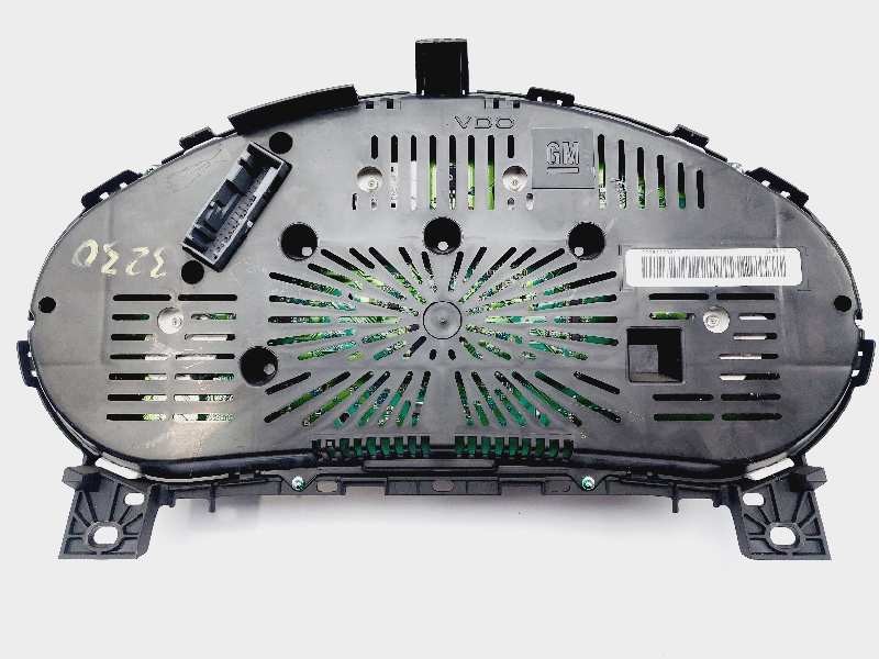 Recambio de cuadro instrumentos para opel insignia berlina cosmo referencia OEM IAM 13327314  