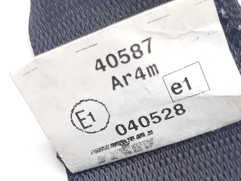 Recambio de cinturon seguridad trasero derecho para bmw serie 5 berlina (e60) 525d referencia OEM IAM 040528  