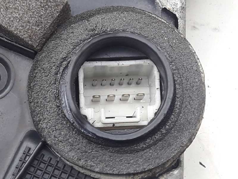 Recambio de cerradura puerta delantera izquierda para lexus is200 (ds2/is2) 220d referencia OEM IAM A046693  