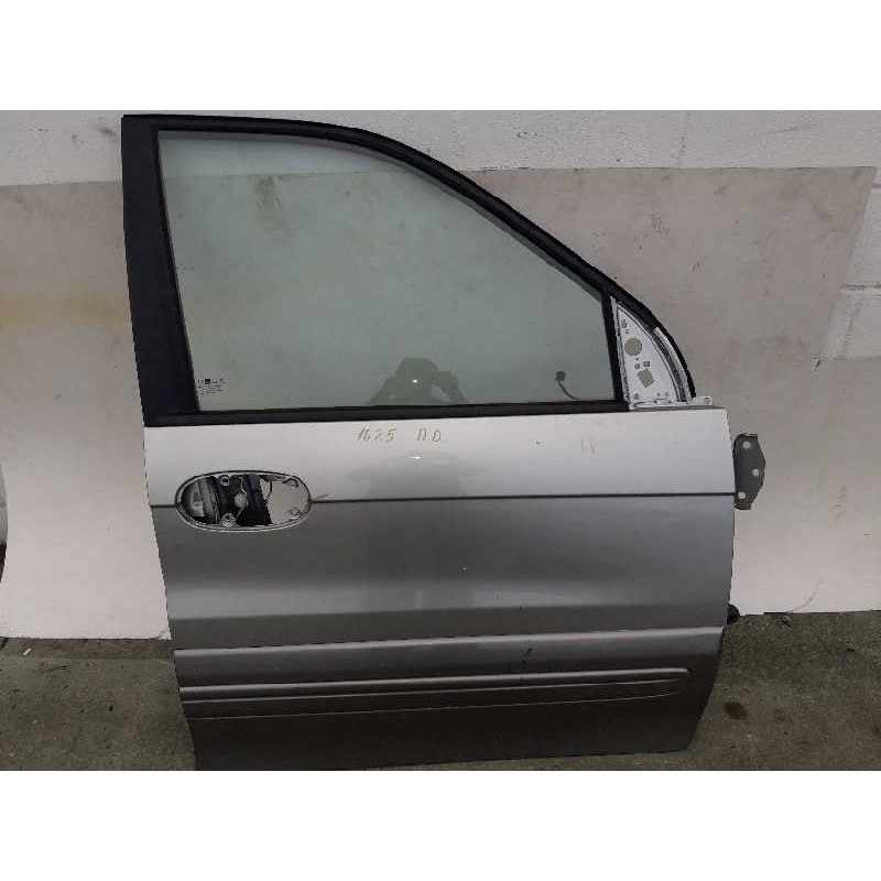 Recambio de puerta delantera derecha para kia carnival ii 2.9 cdri ex referencia OEM IAM   