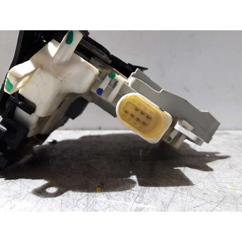 Recambio de cerradura puerta delantera izquierda para audi a4 ber. (b8) básico referencia OEM IAM 8J1837015C ELECTRICA 7 PINS