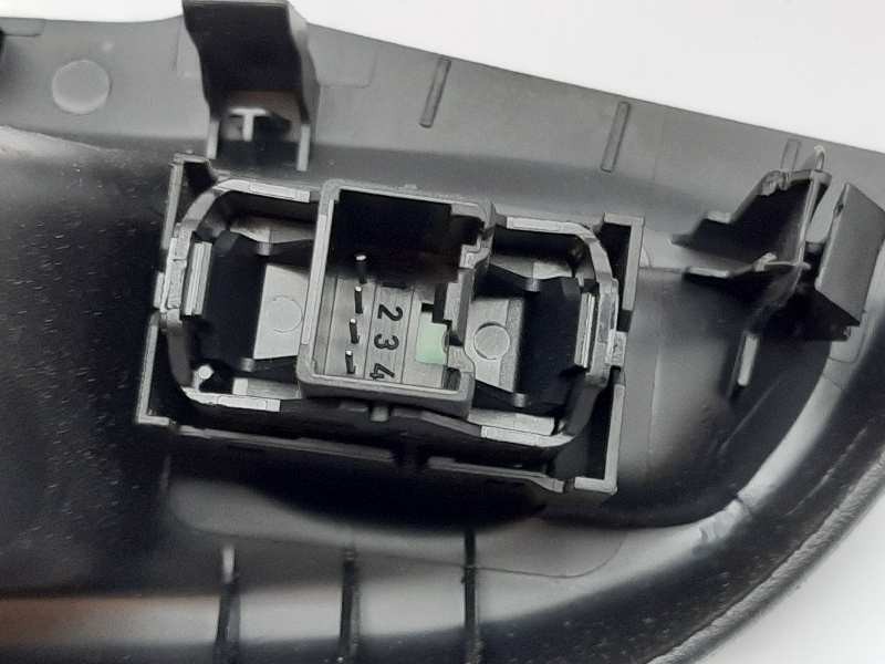 Recambio de mando elevalunas trasero derecho para ford focus lim. (cb8) titanium referencia OEM IAM BM5T14529AC  