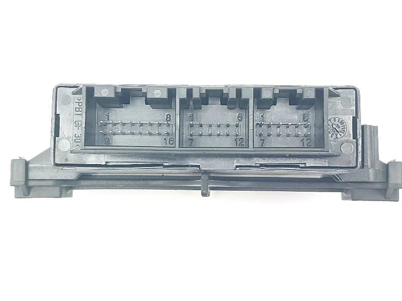 Recambio de modulo electronico para volvo s80 berlina d5 awd momentum referencia OEM IAM 30682548  