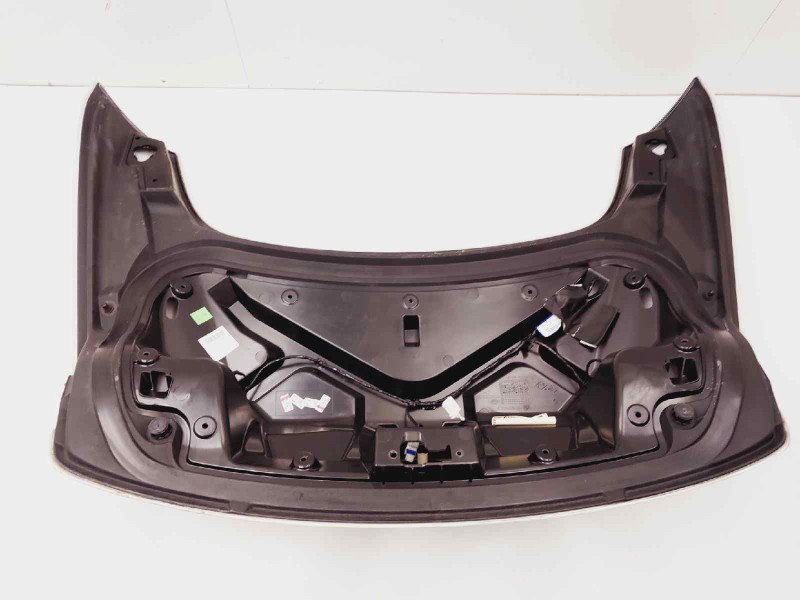 Recambio de porton trasero para renault laguna coupe monaco gp referencia OEM IAM 901220005R  