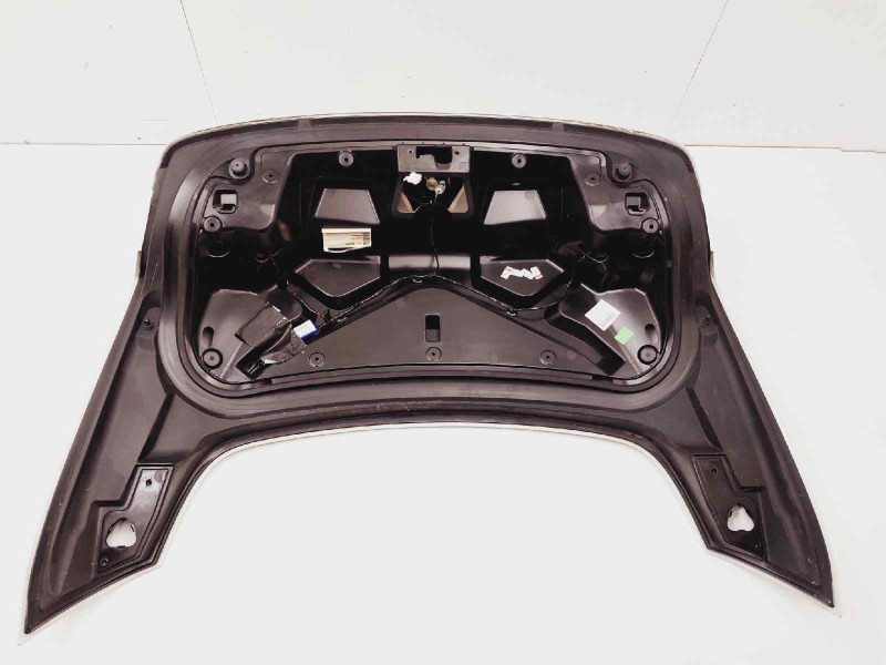 Recambio de porton trasero para renault laguna coupe monaco gp referencia OEM IAM 901220005R  