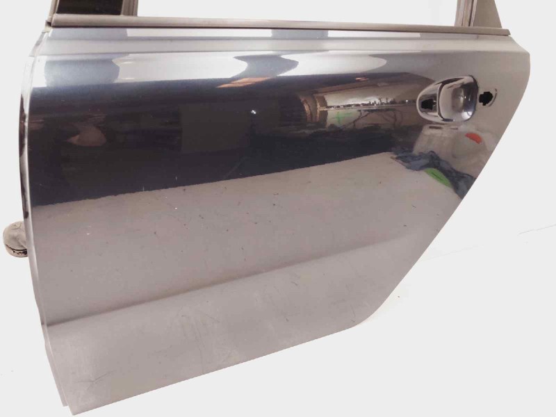 Recambio de puerta trasera izquierda para peugeot 508 sw active referencia OEM IAM 9006S7  