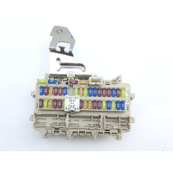 CAJA RELES / FUSIBLES C10684EB0A 4EB0A 