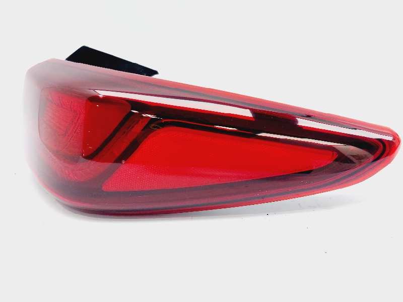 Recambio de piloto trasero derecho para hyundai kona essence 2wd referencia OEM IAM 92402J90 92402J9000 