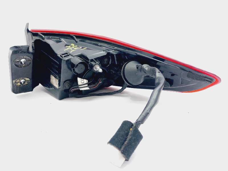 Recambio de piloto trasero izquierdo para hyundai kona essence 2wd referencia OEM IAM 92401J90 92401J9000 92401J901