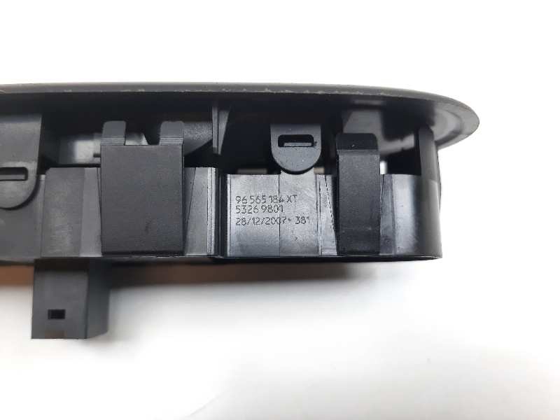 Recambio de mando elevalunas delantero derecho para peugeot 308 premium referencia OEM IAM 96565184XT  