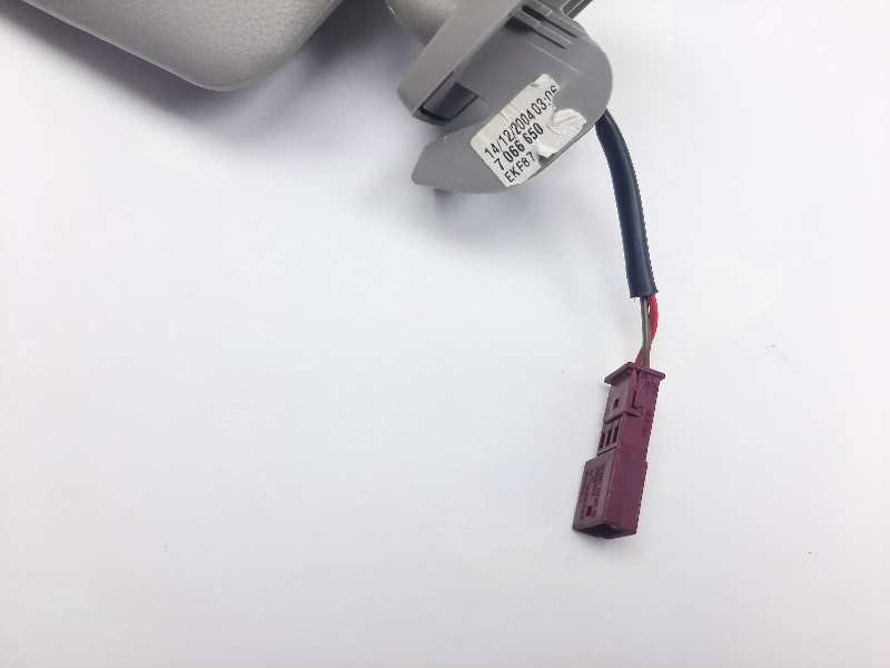 Recambio de parasol derecho para bmw serie 5 berlina (e60) 525d referencia OEM IAM 7066650  