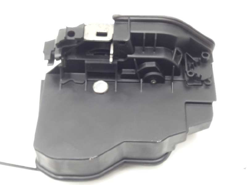 Recambio de cerradura puerta trasera derecha para bmw serie 5 berlina (e60) 530i referencia OEM IAM 7036172  