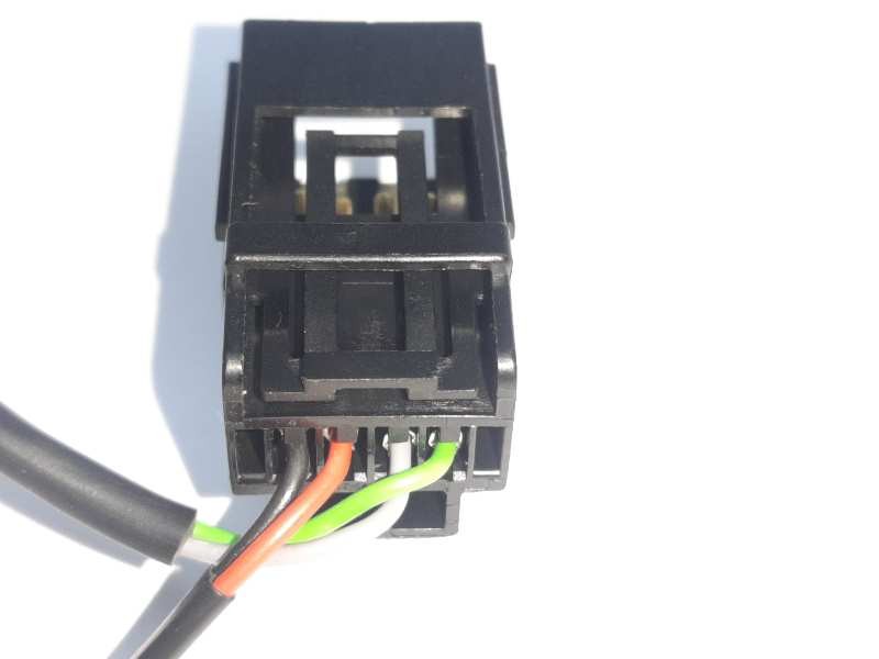 Recambio de pretensor airbag derecho para jaguar xf 2.2 diesel referencia OEM IAM 34052642D AW83F61202 