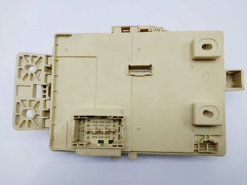 Recambio de caja reles / fusibles para hyundai kona essence 2wd referencia OEM IAM 91950J9080  