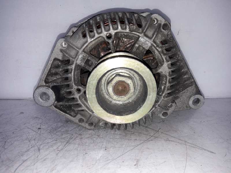 Recambio de alternador para renault megane i classic (la0) 1.9 dti alize referencia OEM IAM 7700436623  