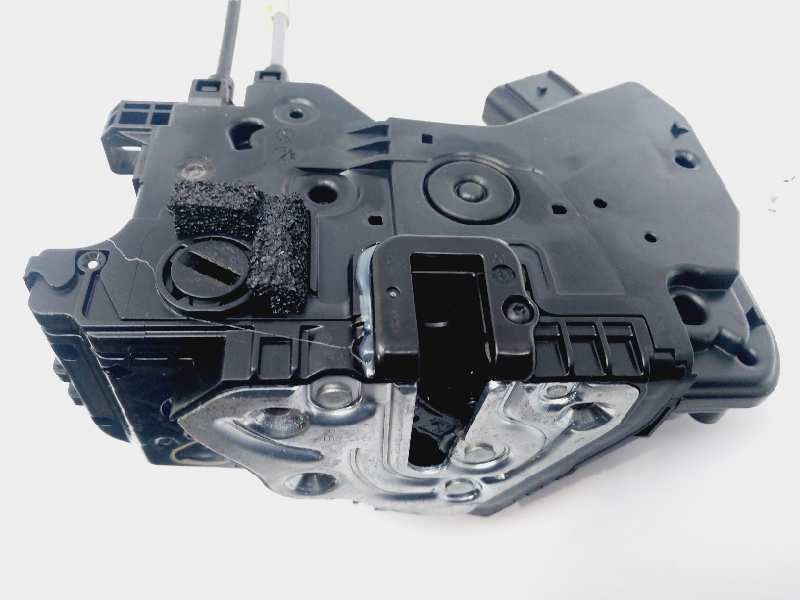 Recambio de cerradura puerta trasera derecha para hyundai kona essence 2wd referencia OEM IAM 81420J9000  