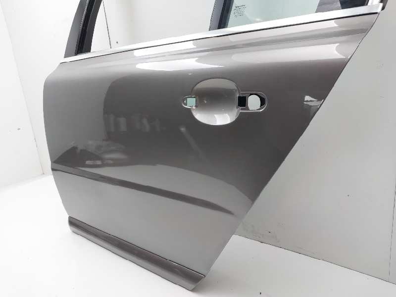 Recambio de puerta trasera izquierda para volvo s80 berlina d5 awd momentum referencia OEM IAM 31298158 31335603 